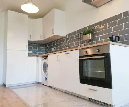 The Liberties, Viking Court Flat, D8 Проживание в семье *